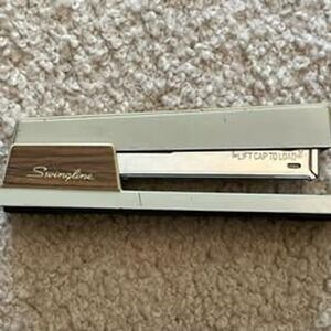 Vintage Swingline Woodgrain Office Desk Stapler
